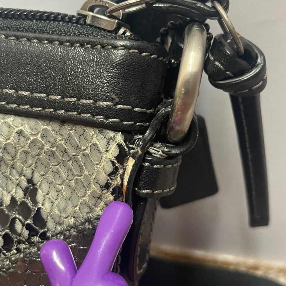 Coach Patchwork Swingpack - Picture 8 of 14